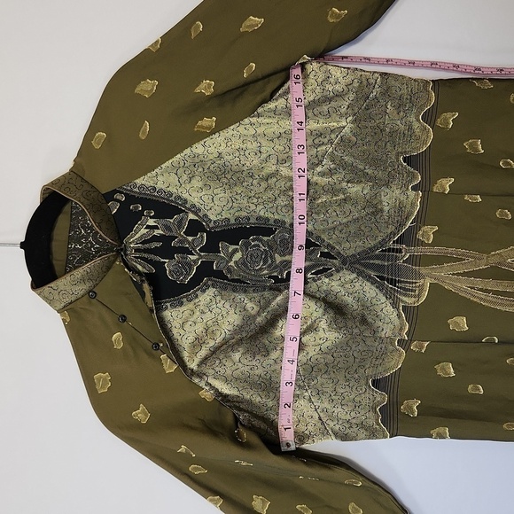 Womens Olive Green Silk Blend Metallic Thread Mandarin Collar Floral Print Kurta - Picture 13 of 16